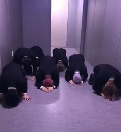 Monshiine7's tweet photo. Algunas cosas no cambian 🥺🥺

@OfficialMonstaX @official__wonho https://t.co/BqqLqEZPKd