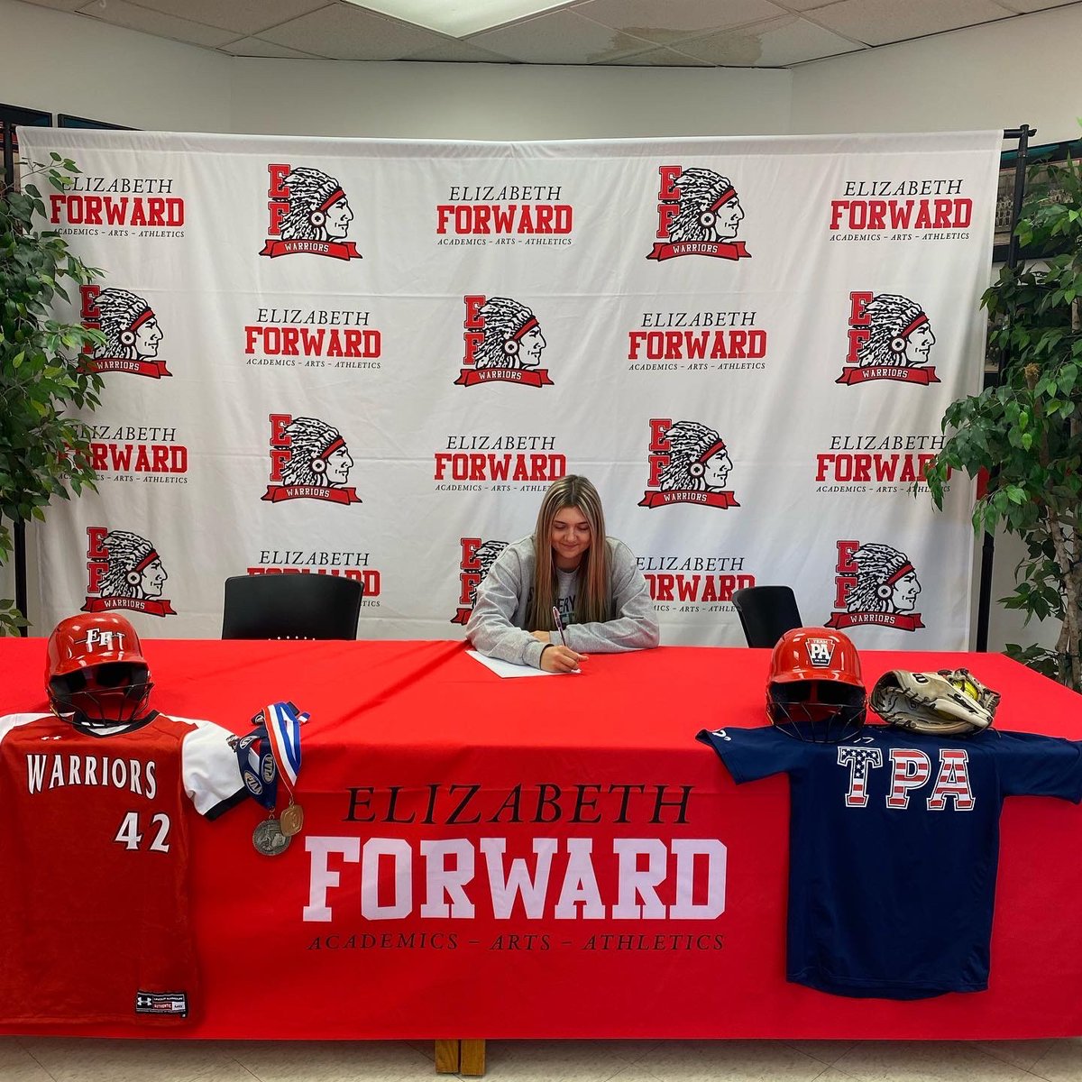 Welcome to Rock Softball! Meet Grace Smith, IF from Team PA! 🙌🏼🥎

#slipperyrockuniversity #rockathletics