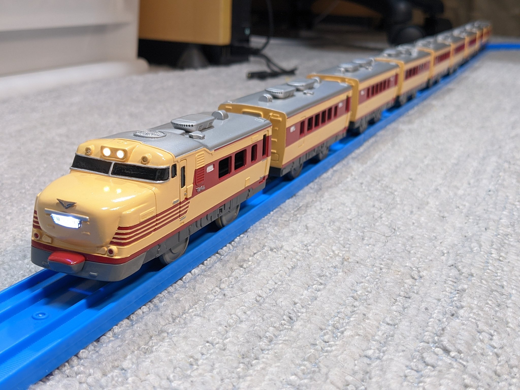 N) 10-820 国鉄 キハ81系特急形気動車 「はつかり」9両セット(レジェンド