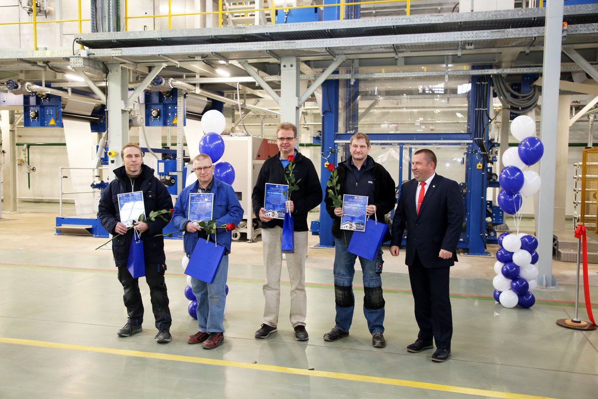 belchemoil's tweet photo. "Полоцк-Стекловолокно" в свой 63-й день рождения объявило о завершении строительства участка по выпуску термохимобработанных электроизоляционных материалов.  Стоимость инвестпроекта – примерно $18 млн. Прогнозируемая годовая выручка  — около $20,3 млн. https://t.co/SNqbI1noJz https://t.co/14KBaVEFtJ