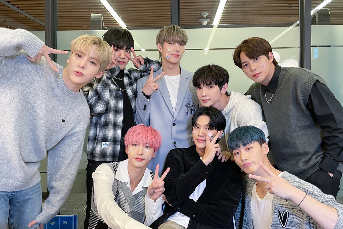 ATEEZ_ARCHIVES's tweet photo. ATEEZ FANCAFE 211126 https://t.co/8Y6xKLONtW