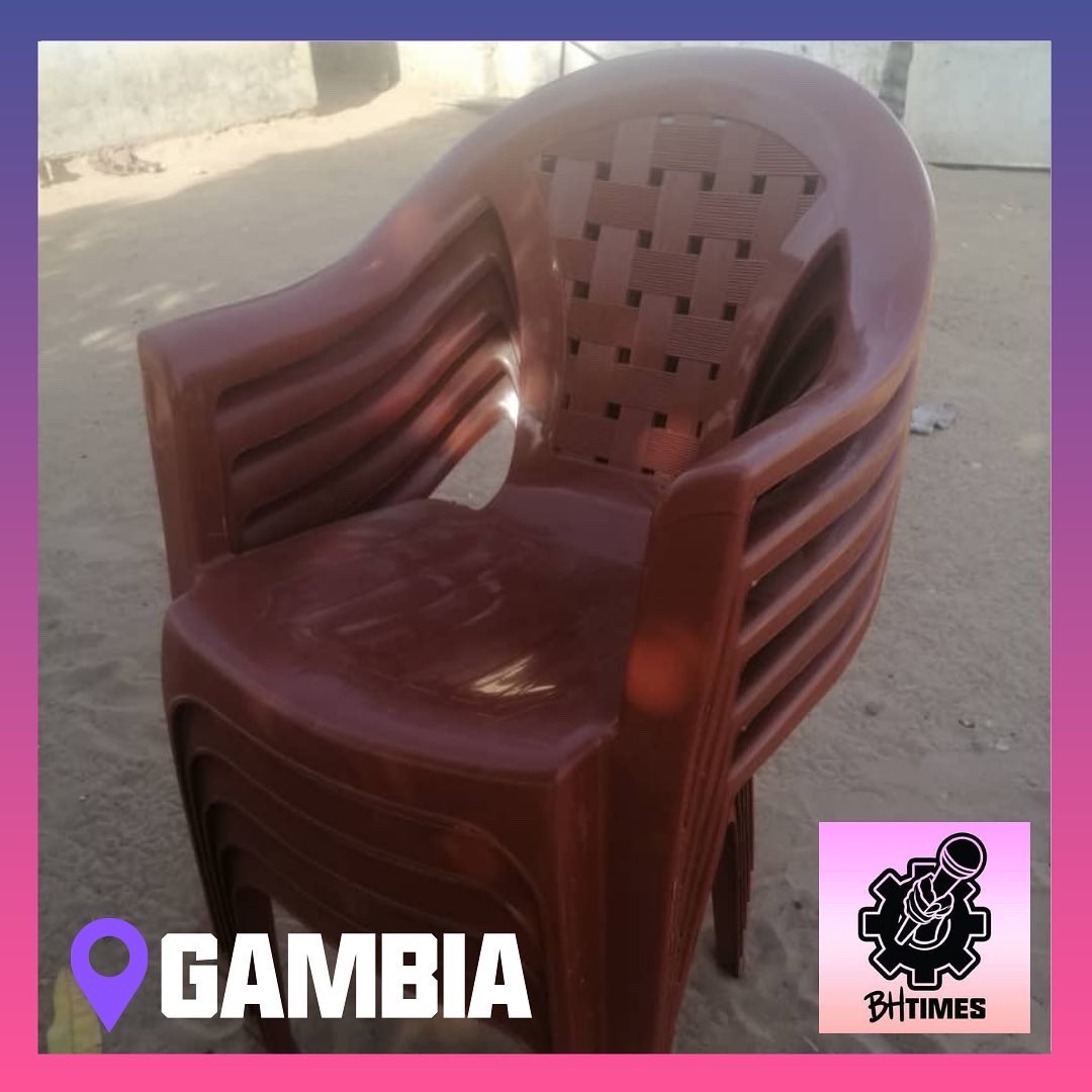 BlkHmmrTimes's tweet photo. Chief Sana continues to meet weekly with his growing Gambia chapter to plan for an anti-colonial self-determined gardening project! Pre-planning is under way to unite members unfamiliar with gardening skills under those who are experts. https://t.co/AlH29vhRHi