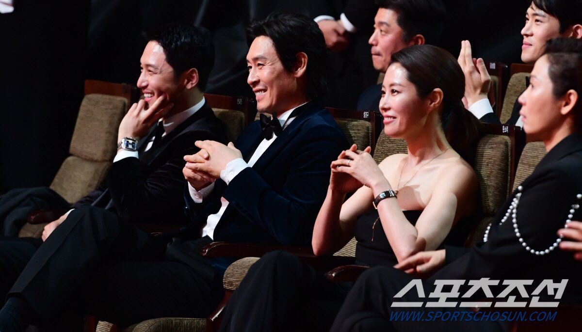 33grammm's tweet photo. 상탄 건 구구인데 왜 자꾸 내가 울다 웃다하냐ㅠㅠ https://t.co/Cw7sXPxN4O