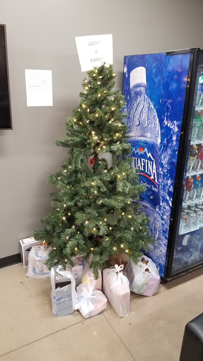chris73nb's tweet photo. Our store has adopted a family for Chriatmas. I am very pleased to see all the tags taken and gifts already under the tree.  It's great to see our associates Giving Back.
@BGHomeDepot3864 @DorthanalL @DebraBakerHD @cgerdemann 
@johnlemireTHD https://t.co/pKo3hHenYw