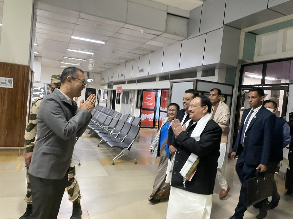imosingh's tweet photo. Seeing off Shri @JPNadda National President @BJP4India at Imphal Airport in presence of CM @NBirenSingh, Shri @sambitswaraj, Shri @TheAshokSinghal, Smt A Sharda Devi and other @BJP4Manipur leaders. https://t.co/Sga1nqaUaN