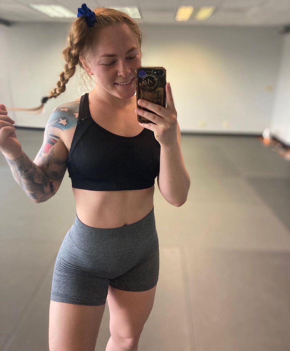 Taylor 🕷️ Webb tweet media