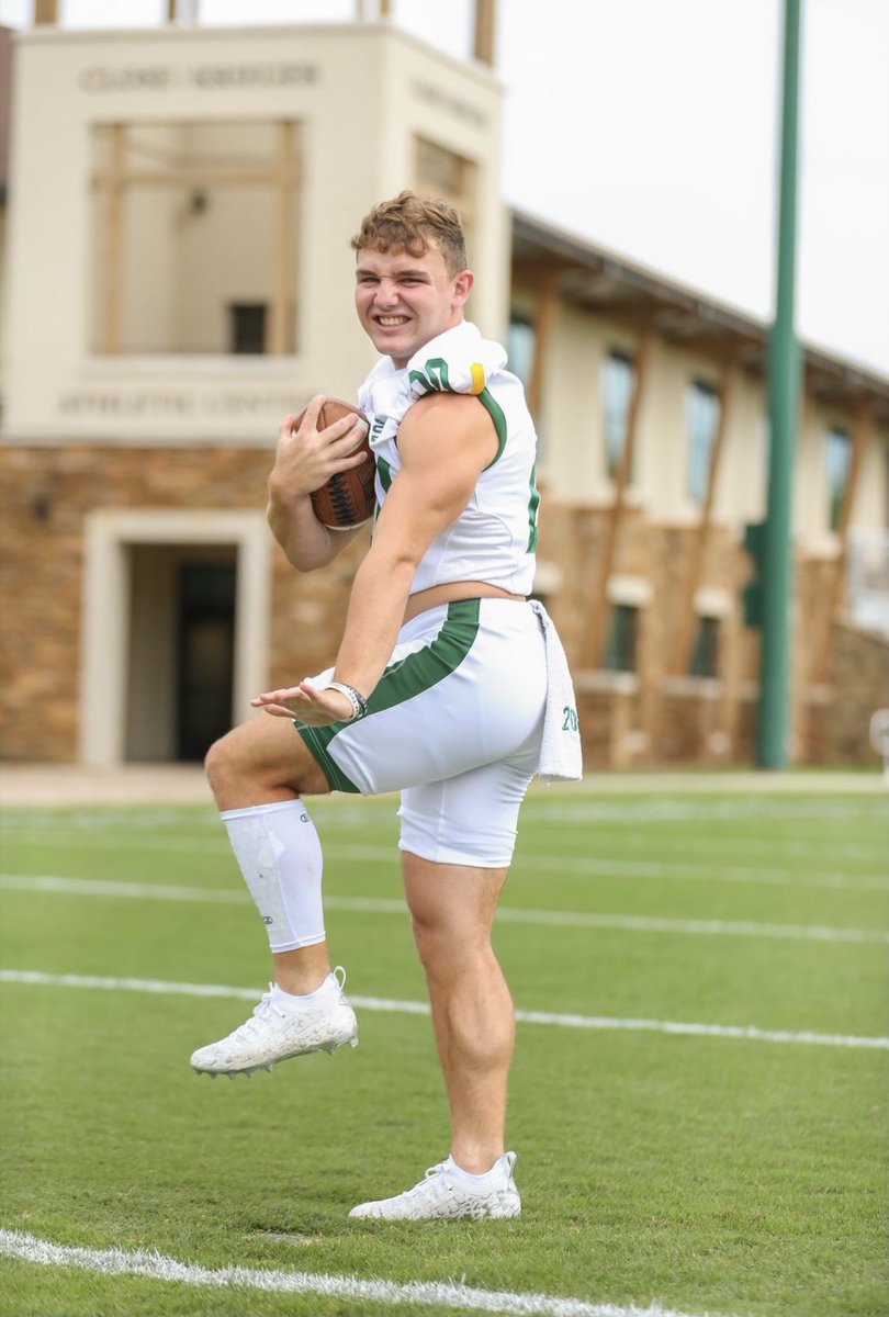 HS Career: 48 Games
5886 All Purpose Yards 59TD’s
Awards:
All WNC - Newcomer of the Year
All SMC Conference 
2020 - NCISAA 2nd Team All State
2021 - NCISAA 1st Team All State
1st Team Big South Conference 
Tom Thain 1918 Most Valuable Award
#AG2G