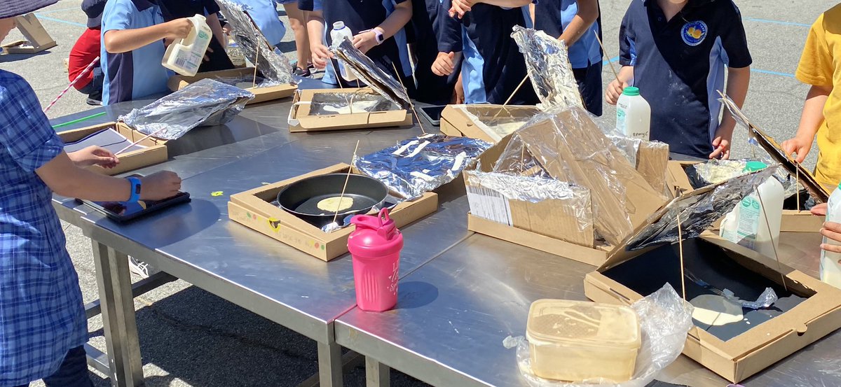 The finally sun came out today so we got to finish the last activity of the <a href="/einstein_first/">Einstein-First</a> #atomfrenzy unit. The children got to apply their knowledge of photons, phonons, conduction and insulation to cook up some pancakes- so much fun!