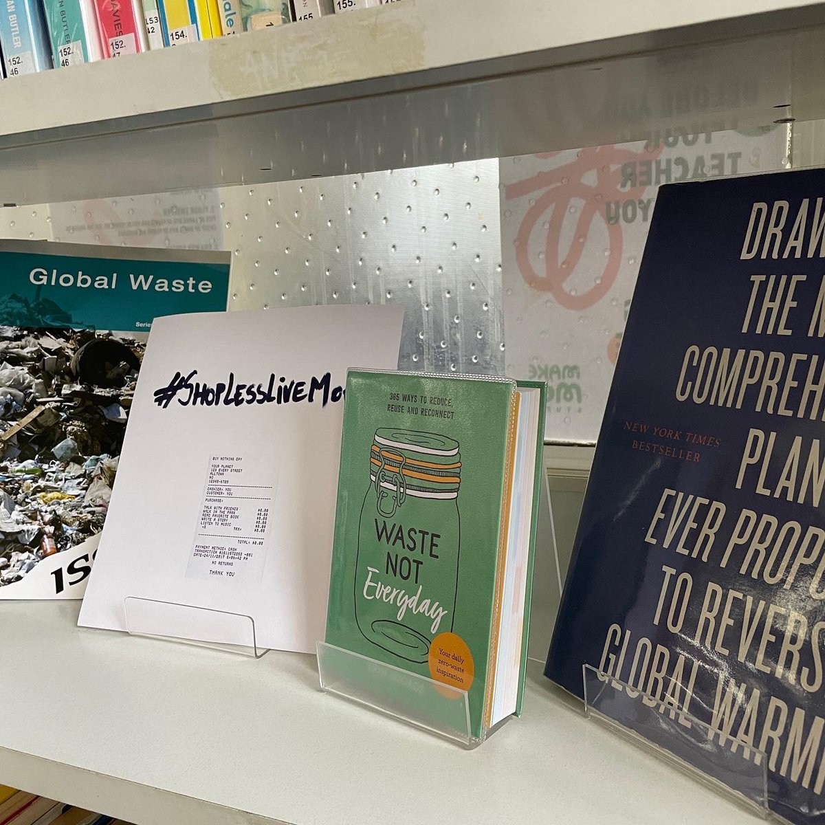 LibrarySE4's tweet photo. Did you say #BlackFriday?🤔
At the library 🏫today is @BuyNothingDay , a day to reflect on our impact on the planet🌍🌱
Most things in life are free😀Also library cards 📚are FREE🆓🆓🆓🥳
#shoplesslivemore
#ethicalliving #wearewhatwewear #sustainableliving #se4 #se13 https://t.co/DDp8OeXWTS