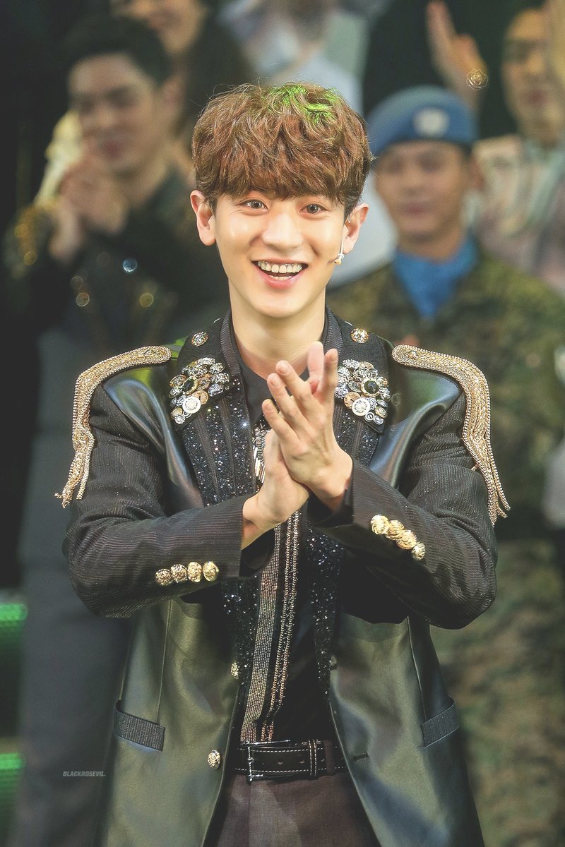 BLACKROSEVIL61's tweet photo. 🎂🎂🎂🎉

𝐇𝐚𝐩𝐩𝐲 𝐋𝐨𝐞𝐲 𝐃𝐚𝐲!💚

#OurMeissaChanyeolDay 
#HappyChanyeolDay   
#찬열아생일축하해 
#항상찬열이편
#찬열 #CHANYEOL 

🔍https://t.co/ZFNi0WJmaC https://t.co/vQPufYy4n7