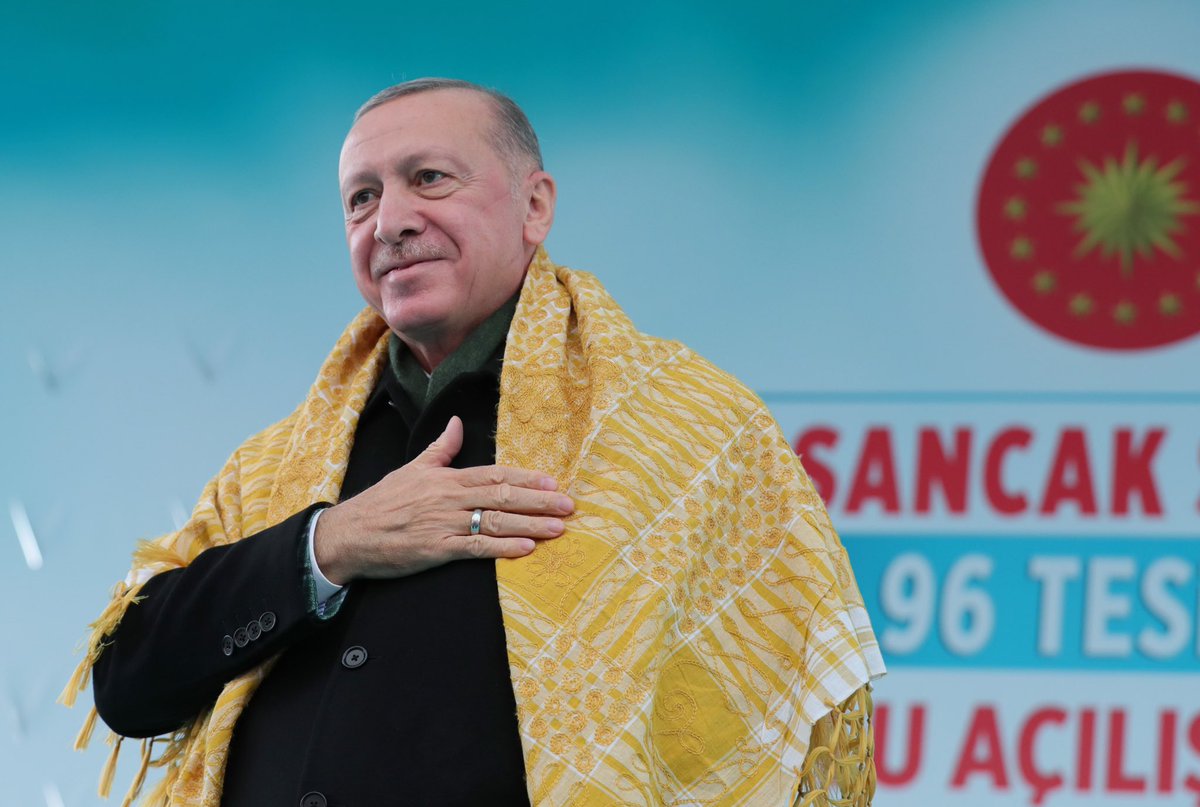 tcbestepe's tweet photo. “Bizi üretim, istihdam ve cari denge odaklı ekonomi programımızdan geri döndüremeyecekler” https://t.co/fzTZPQJOt2 https://t.co/Ka8pE86gAt