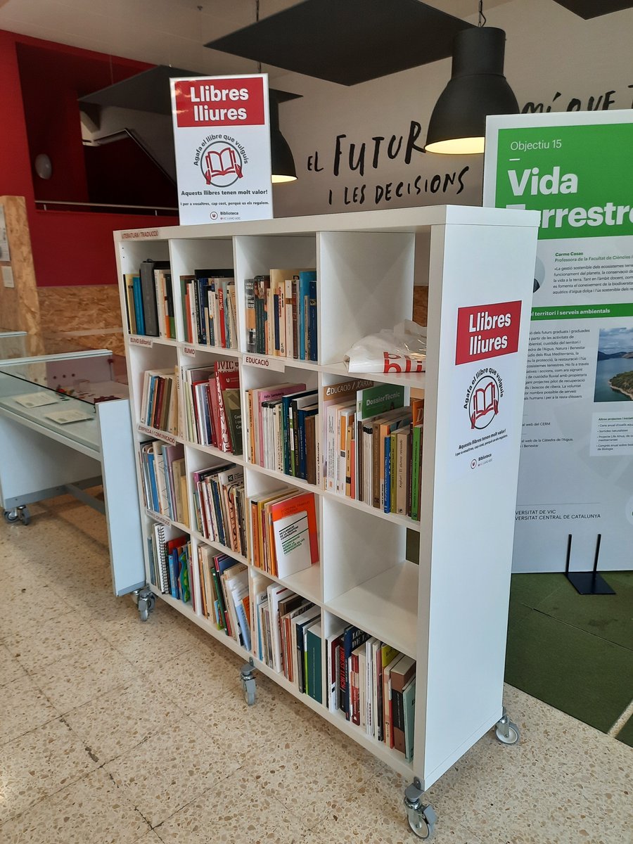 📚 Durant el mes de novembre i desembre espai #llibreslliures a:

📍 Vestíbul de l'edifici B del C. de Miramarges, entrada del C. de la Torre dels Frares, Can Baumann i Casa de Convalescència

La <a href="/uvic_ucc/">UVic-UCC</a> se suma a la campanya #setmanaeuropeadelaprevencioderesidus #ewwr2021
