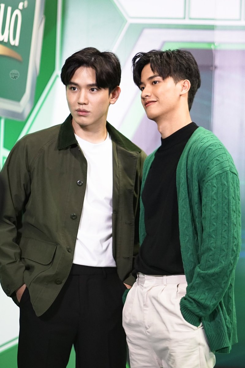 NewwieeTayTawan's tweet photo. ขอบคุณแบรนด์ ที่ทำให้แฟนคลับได้ร่วมสนุกกับพี่เตพี่นิวด้วยนะครับ 🐳🐻

ขอบคุณแฟนคลับทุกคนด้วยน้า ที่ร่วมชมและทวิตข้อความให้ติดเทรนด์วันนี้

#เตนิว 
#ฮึบHUBfanmeeting https://t.co/wWyJI4J7MK