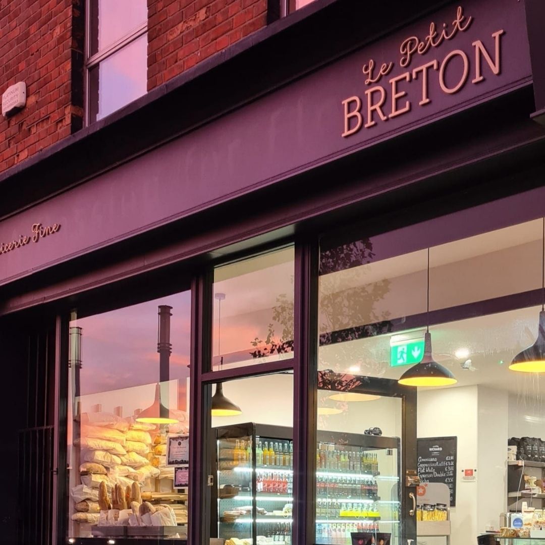 Shorter evenings means lovely Winter sunsets - have you popped in to the Le Petit Breton Epicerie Fine yet? We have lots of French products shipped directly from France to put together into hampers or enjoy seperately! ✨
#LePetitBreton #EpicerieFine #Drumcondra #Dublin9