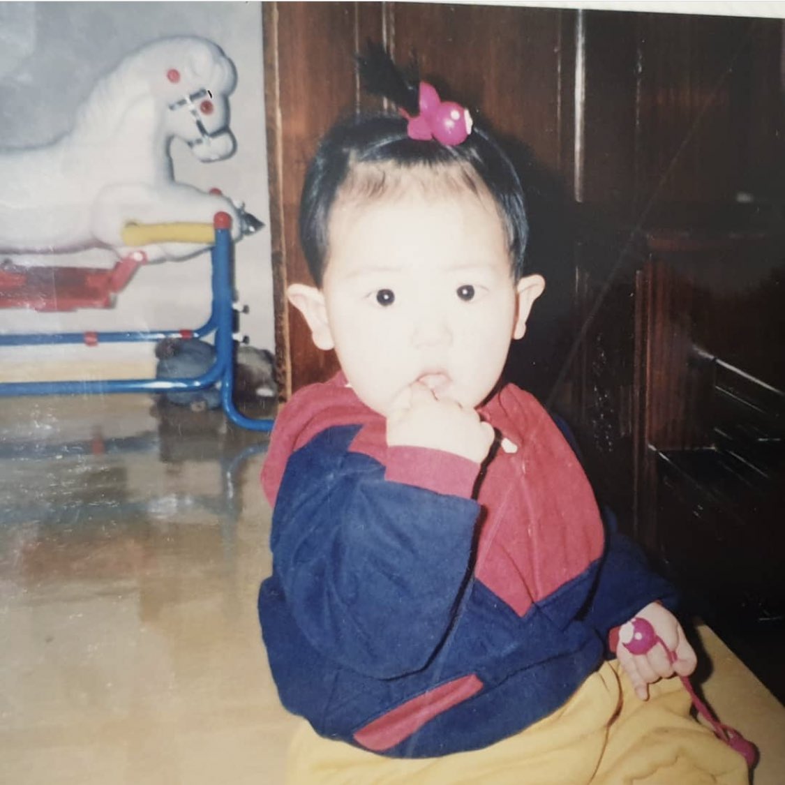 SMent_EXO's tweet photo. HAPPY BIRTHDAY PARK CHANYEOL 🎊 https://t.co/9L95FAcd6O