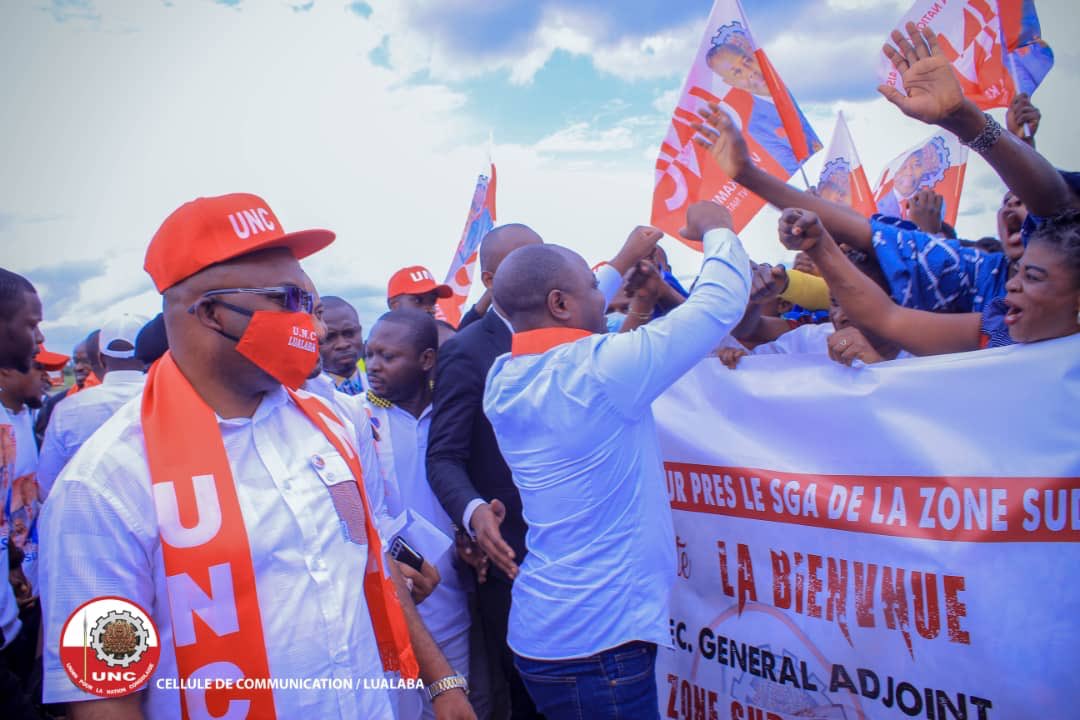 BillyKambale1's tweet photo. Heureux d’avoir pris part ce jr à Kolwezi à l’investiture du comité Interfederal de l’UNC Lwalaba sera désormais dirigé par le très dynamique @christianmasud2.

Merci Mwalimu @VitalKamerhe1 pr le coaching payant.

Par dessus tout, il y a la main du seigneur

Focus sur l’objectif https://t.co/GOnx7ZuHYG