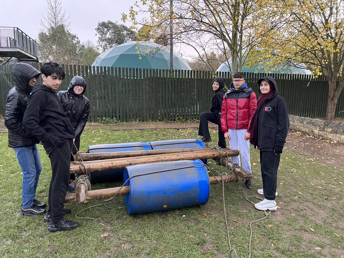 dixonsma_sci's tweet photo. Lots of team work from group 2 here at Kingswood today! Have a great time so far ☺️@dixonsma_2024 @DixonsMA https://t.co/emHIj7YSBb