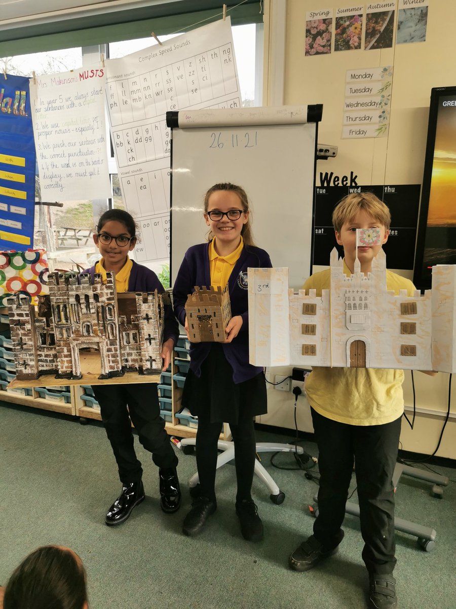 MrsMakinsonLHS's tweet photo. It was tense in Year 5 when Mr Gray came to judge our castle homework competition! All the entries were amazing and it was a tough job to chose our winners! @MissAliLHS @pandit_mrs @LHS_Watford @HeadLHS https://t.co/XeQSHF5exl