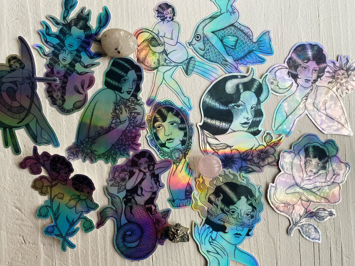 JamieMolden's tweet image. Everything on my site is still 50% off with the code BLACKFRIDAY !! And for today only, you can use the discount code FRIDAY55 for 55% off any orders over $200! ✨