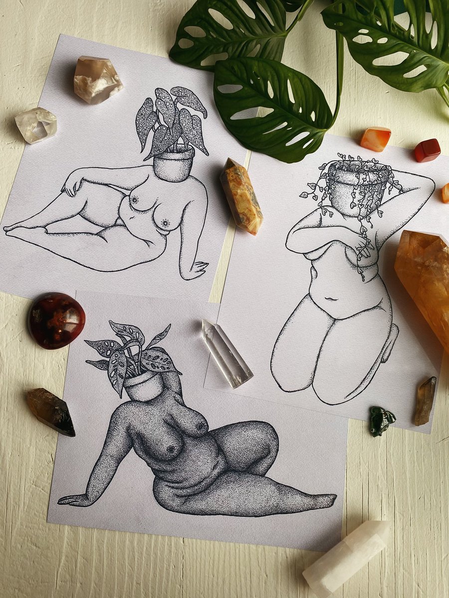 JamieMolden's tweet image. Everything on my site is still 50% off with the code BLACKFRIDAY !! And for today only, you can use the discount code FRIDAY55 for 55% off any orders over $200! ✨