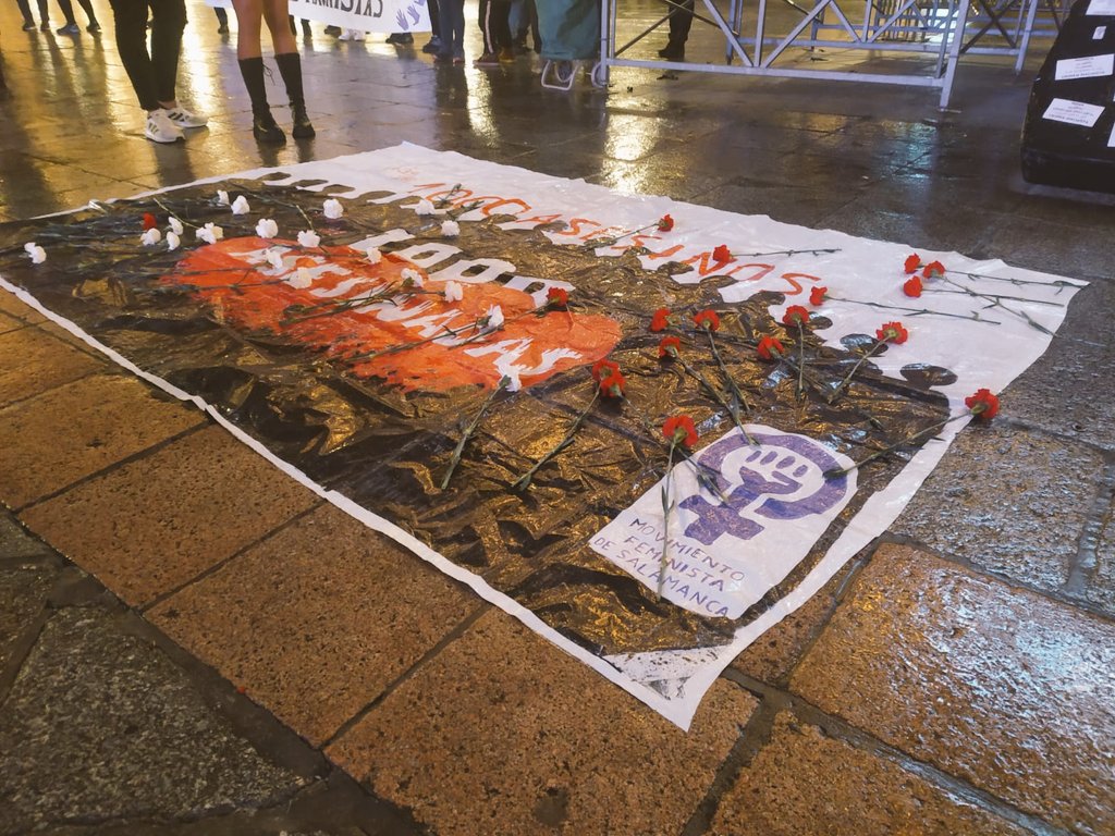 movfeministasa's tweet photo. Ayer Salamanca ha demostrado su compromiso en la lucha contra las violencias machistas. Creemos que este año, nuestro mensaje ha quedado muy claro. 

LAS VIOLENCIAS MACHISTAS NO SE NIEGAN, SE CONDENAN

#25NSalamanca https://t.co/Q37C3FJBRn