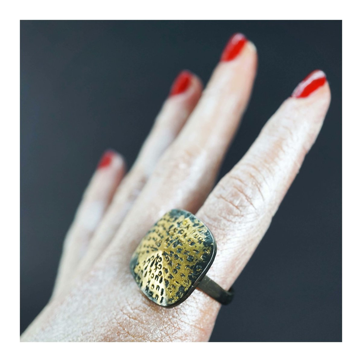 metalatelier's tweet photo. To those who celebrate, Happy Black Friday!  We at Metal Atelier abstain, but wish all that do a joyous weekend of sales.

Last dates for holiday orders December 1 US/ December 10 EU

#silvering #authorjewelry #buysmall #madeinberlin #berlin #kreuzberg #berlinstagram #berlinstyle https://t.co/spLHVA1Tk2