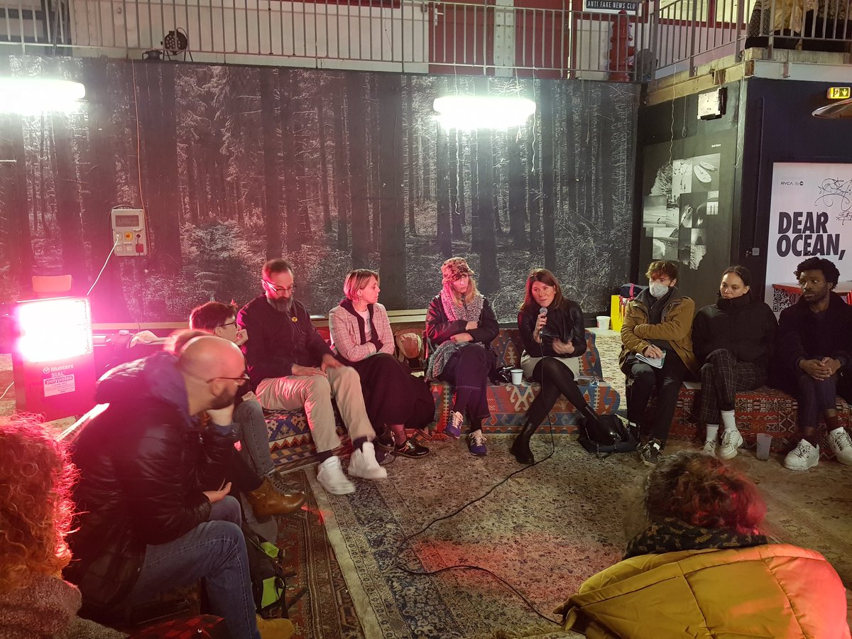 Odiiie's tweet photo. Journée d'échanges #Lesfemmessengagent organisé par @femmesenmelent. Partage et mise en valeur des dispositifs de luttes contre les violences sexistes et sexuelles en milieu festif avec @GroupeAudiens @EspaceSafer @Consentisinfo #actright #lesimpudentes @changededisque_ https://t.co/L5r0bEQikb