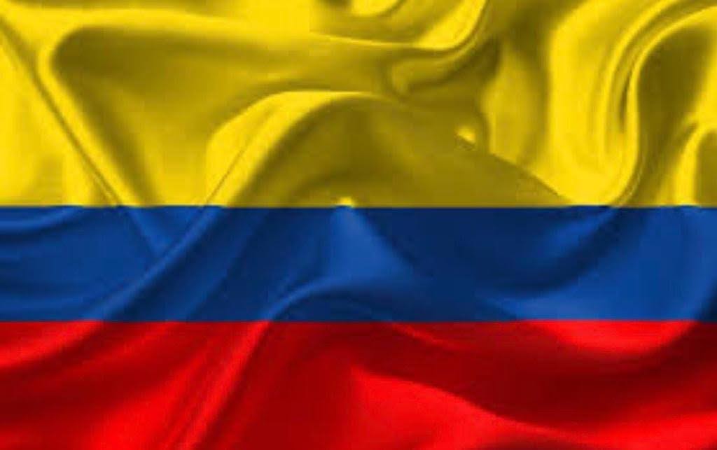 NelsonFredyPadi's tweet photo. ¡Nuestra #BanderaDeColombia cumple hoy 160 años! ¿Les parece un encanto o no? https://t.co/MdjjHYlpYf