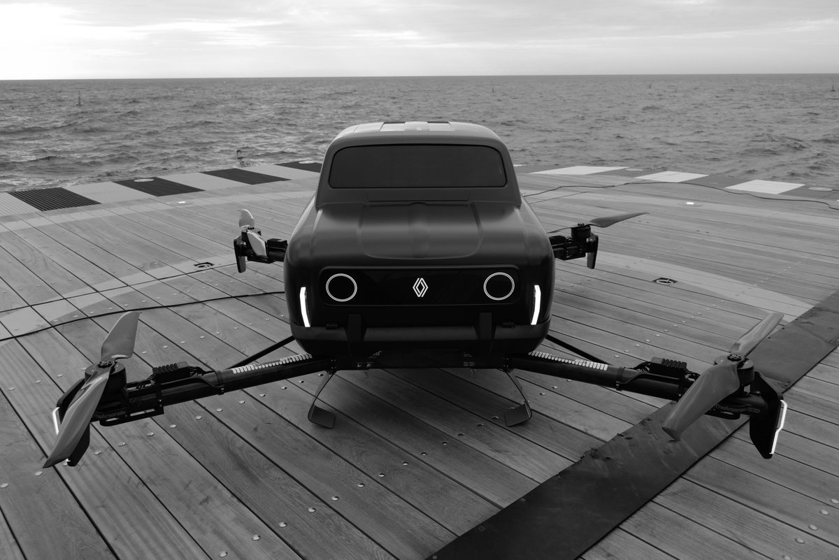 RenaultArg's tweet photo. Como el tiempo solo hace que nuestro #R4 sea más icónico, #Renault y @TheArsenale transportan este coche clásico al futuro. 

Descubrí el #AIR4, nuestro concept-car volador. 

#Happy60thR4 #60añosR4 #TheArsenale #RoadToAir by #mathieucesar https://t.co/q0i9rryQhl