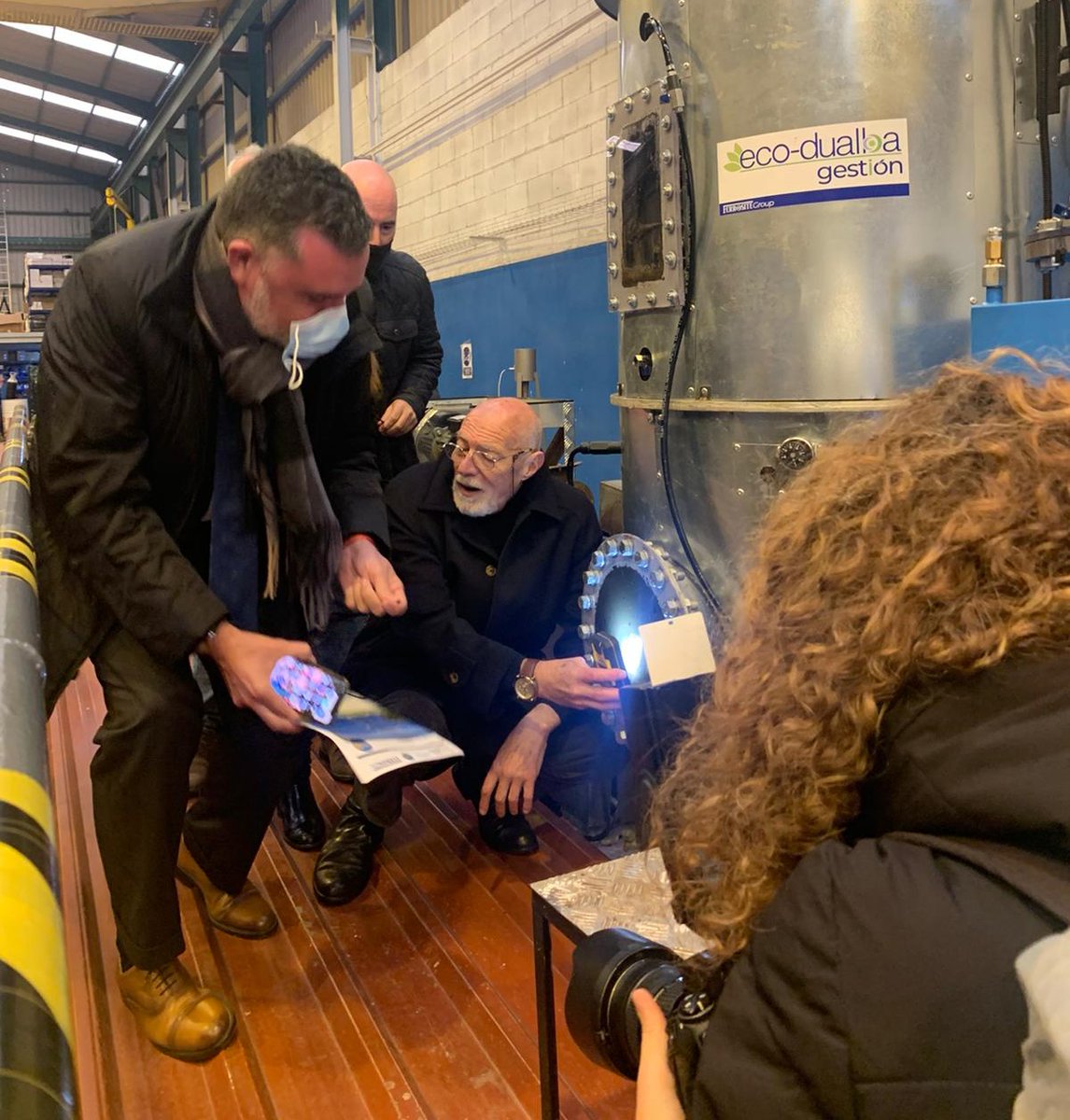 Ceoecant's tweet photo. ▶️@econdetolosa ha visitado las instalaciones de @ferrosite, líder en la transformación de motores para el uso de energías alternativas, para conocer el funcionamiento de la planta de biogás, que permitirá la fabricación de biometano para reducir el consumo de gasóleo o gasolina. https://t.co/cqBiCXM9Vr