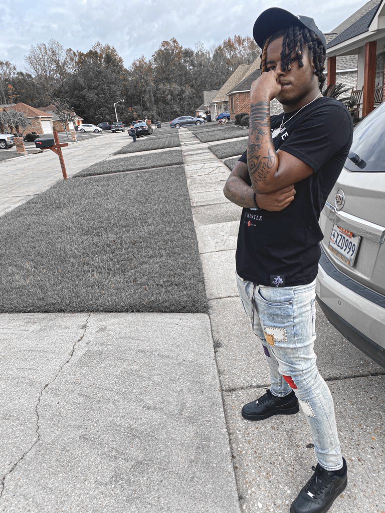 1luhdoubler's tweet photo. Thankful I Got That Shit In Motion #RRFF🩸 #Big4L💖 #happythanksgiving https://t.co/ZkMni5e7O9