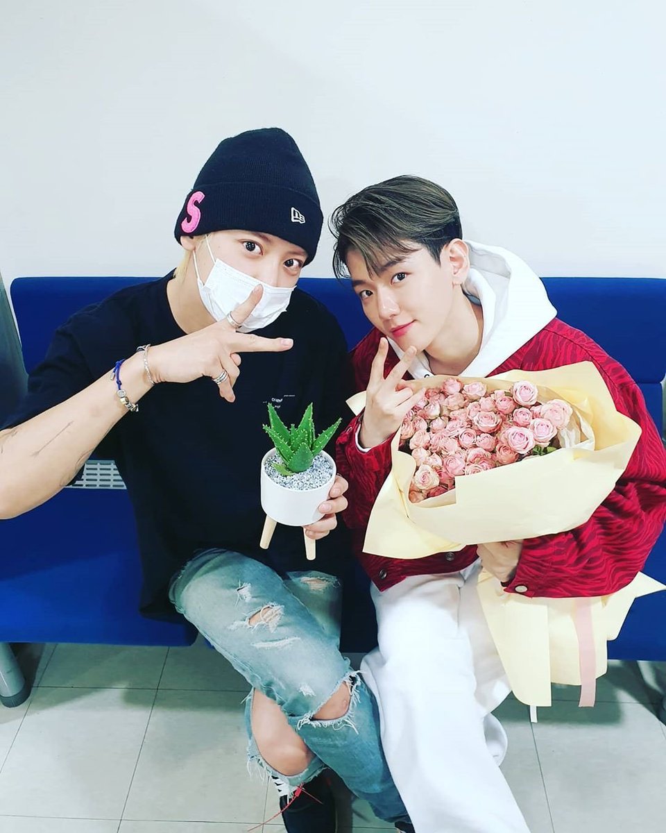 tinnybbh_'s tweet photo. happy birthday chanyeol🥺♥️
#HappyChanyeolDay https://t.co/Nbf8o1uvJ3