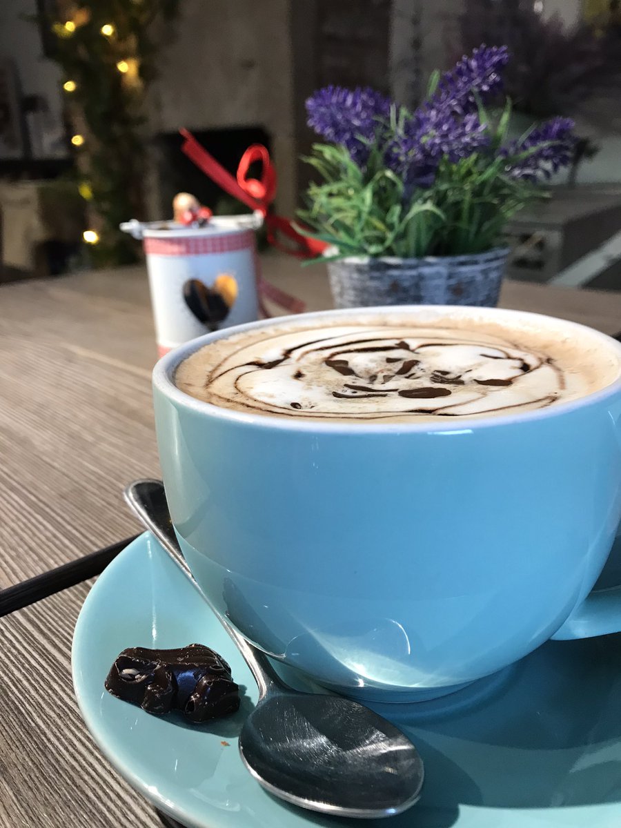 Hidden gem in village , lovely hot chocolate upstairs <a href="/rsfinechocolate/">RS Fine Chocolate</a> so pretty and relaxing 😌