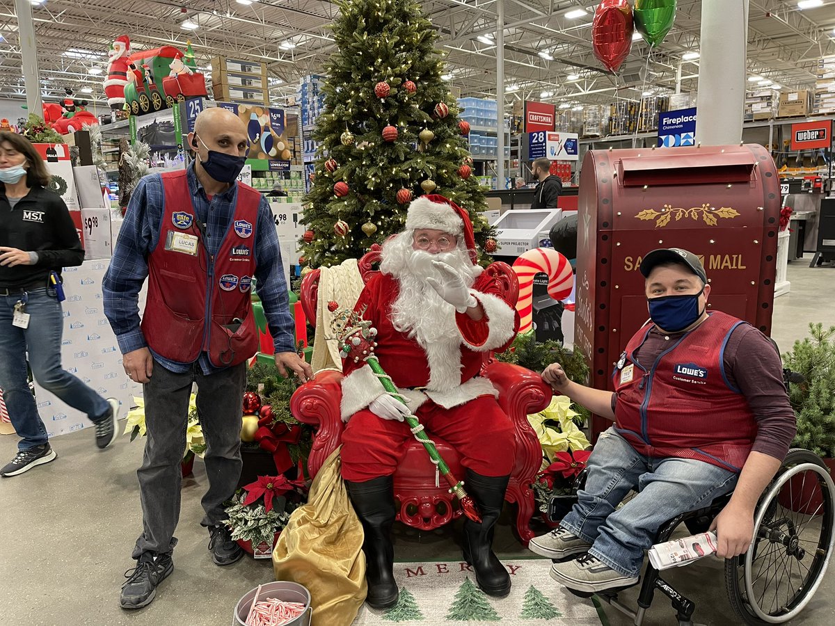 #Lowes1618 tweet media