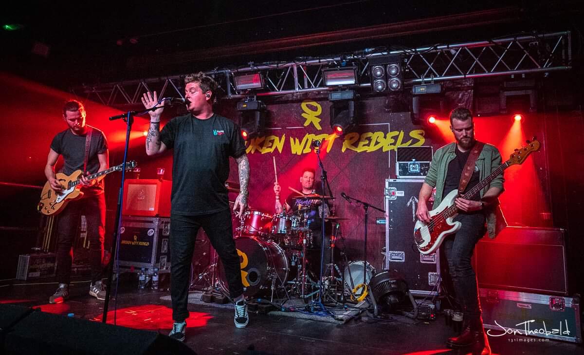 Leicester thank you all for turning out last night and kicking off the OK Hotel tour.

Tonight its Liverpool @JimmysLiverpool

Stage time 9pm

📸 Jon Thobald
#UpTheRebels #BrokenWittRebels