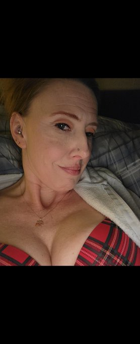 Subscribe to my https://t.co/Z3JQ6vGBRk $3RT https://t.co/6jxPOHSjZe