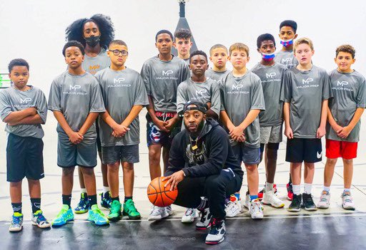 TheRoadPrepAca1's tweet photo. @Majorprep717
Thanksgiving Workout!
Road Boys vs Road Girls - Part 1 was 🔥🔥🔥🔥🔥
@risesportshd 🎥‼️
THE ROAD‼️
🏀Where are you at?!
#TheRoad #MajorPrep #Hard2Guard #A2D #Signal5 #TeamPa #CavoliBarnCrew #AlunnaLearning #TakeOver717 #risesportshd #RecruitMeTV https://t.co/Ch3yVdCgF4
