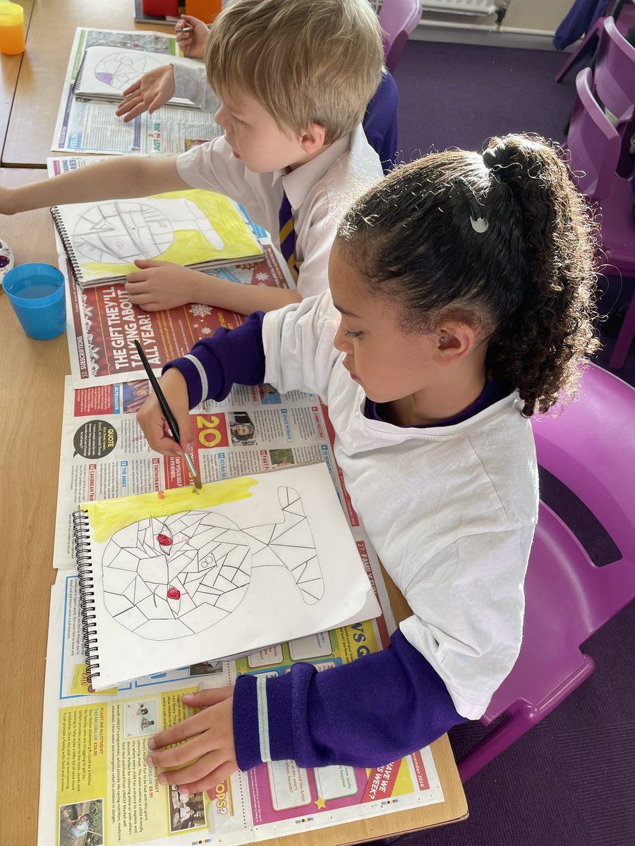 StAlbans_Sch's tweet image. Year 3 had a brilliant morning learning about our Class Artist, Paul Klee. We learnt about his famous portrait ‘Senecio 1922.’ We then sketched and painted the portrait. 🖼 🎨 #MissD