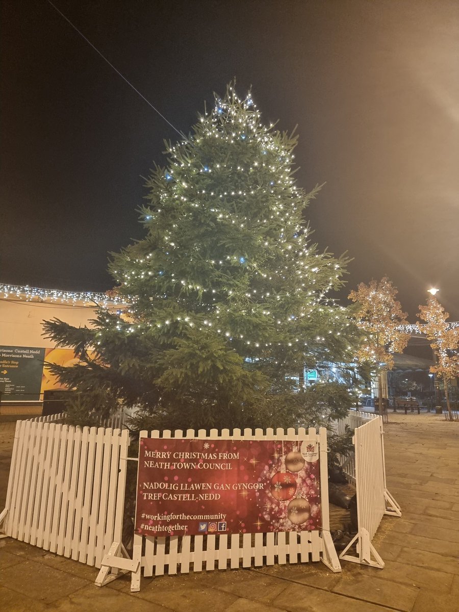 Councillor Leanne Jones (@cllrleannejones) on Twitter photo On a wet gloomy, cold night, there's nothing better than driving through Neath & seeing the sparkling lights. Well done <a href="/NeathTCouncil/">Neath Town Council</a> looking forward to seeing what's in store for 2022!!
<a href="/jan_lockyer/">Jan Lockyer</a>
<a href="/alan_lockyer/">Cllr Alan Lockyer</a>
<a href="/markprotheroe1/">Mark Protheroe</a>
<a href="/NPTCouncil/">Neath Port Talbot Council</a>
<a href="/Jeremy_Miles/">Jeremy Miles</a>
@Rees4Neath On a wet gloomy, cold night, there's nothing better than driving through Neath & seeing the sparkling lights. Well done <a href="/NeathTCouncil/">Neath Town Council</a> looking forward to seeing what's in store for 2022!!
<a href="/jan_lockyer/">Jan Lockyer</a>
<a href="/alan_lockyer/">Cllr Alan Lockyer</a>
<a href="/markprotheroe1/">Mark Protheroe</a>
<a href="/NPTCouncil/">Neath Port Talbot Council</a>
<a href="/Jeremy_Miles/">Jeremy Miles</a>
@Rees4Neath
