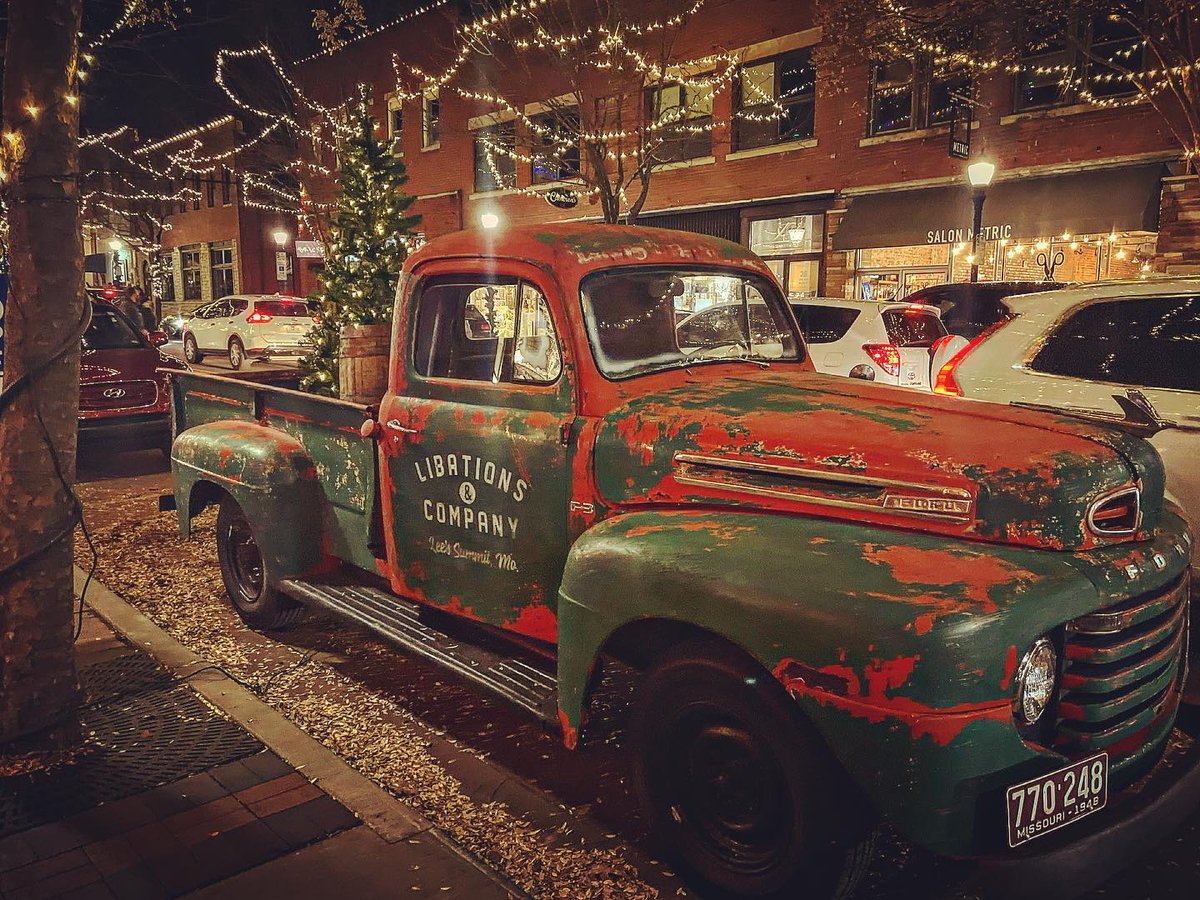 StrotherDist's tweet image. It's Small Business Saturday. Pop around &amp;amp; check out all of the great local businesses. 

Swing by @libationscompany &amp;amp; say hello to Jolene.