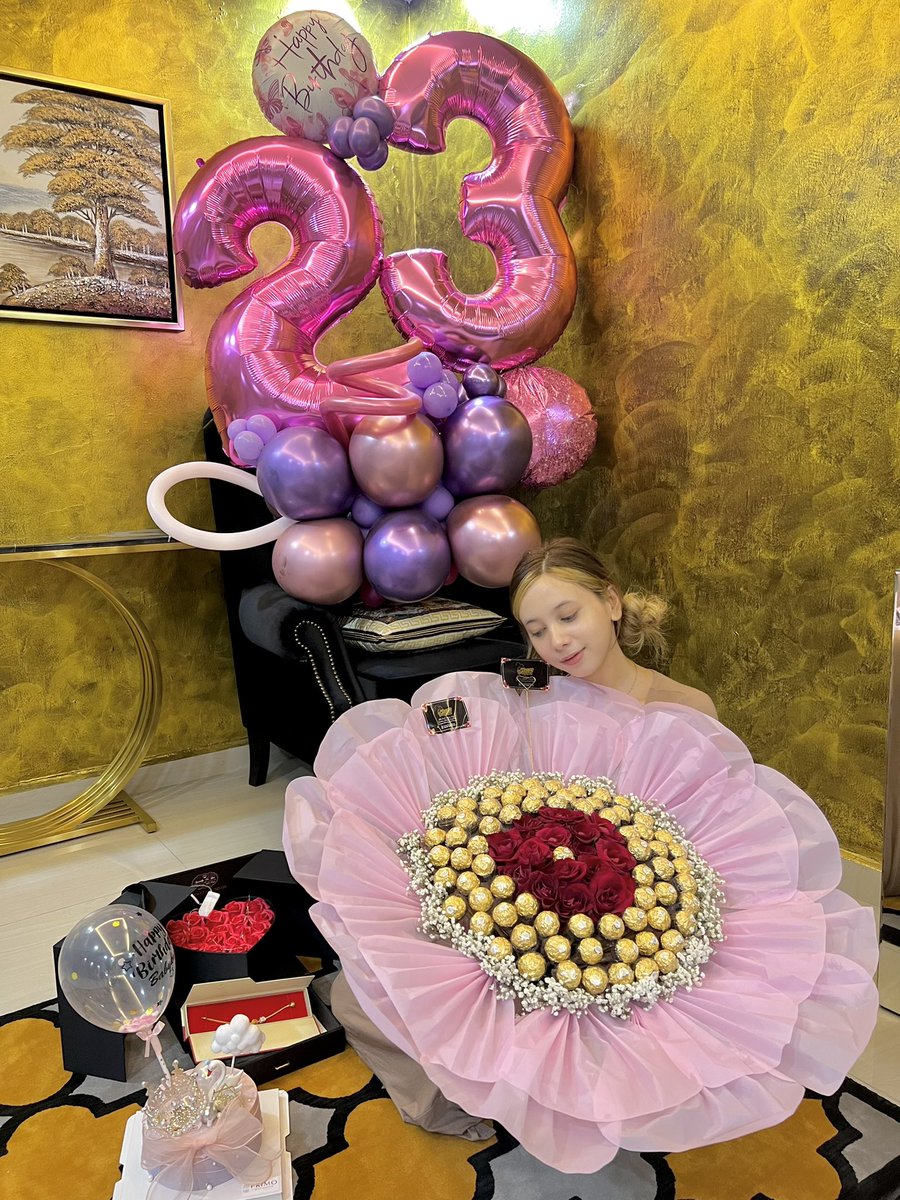 sylamnn's tweet photo. blessed💖🌹🦋
its my birthday🎂🎁
#sweet23
#26112021 https://t.co/Yos7VyR4sM