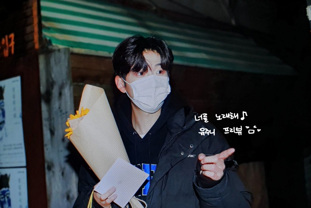 211126 상실의시대 퇴근

나두 진쨔 오랜만😝👉🏻👉🏻

#디원스 #D1CE #정유준 #유준 #준나니 #정민환 #민환 <a href="/officialD1CE/">디원스 D1CE</a>