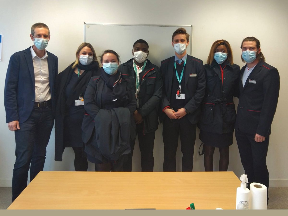 👏👏👏 Bravo à Awa, Maeva, Clara, José, Vincent &amp; Grégory qui viennent de valider leurs 5 mois de formation et rejoignent les équipes <a href="/TERPays2LaLoire/">TER Pays de la Loire</a> en tant que contrôleurs

Vous les retrouverez dès lundi sur nos trains, et vous verrez qu’ils sont vraiment 👌
