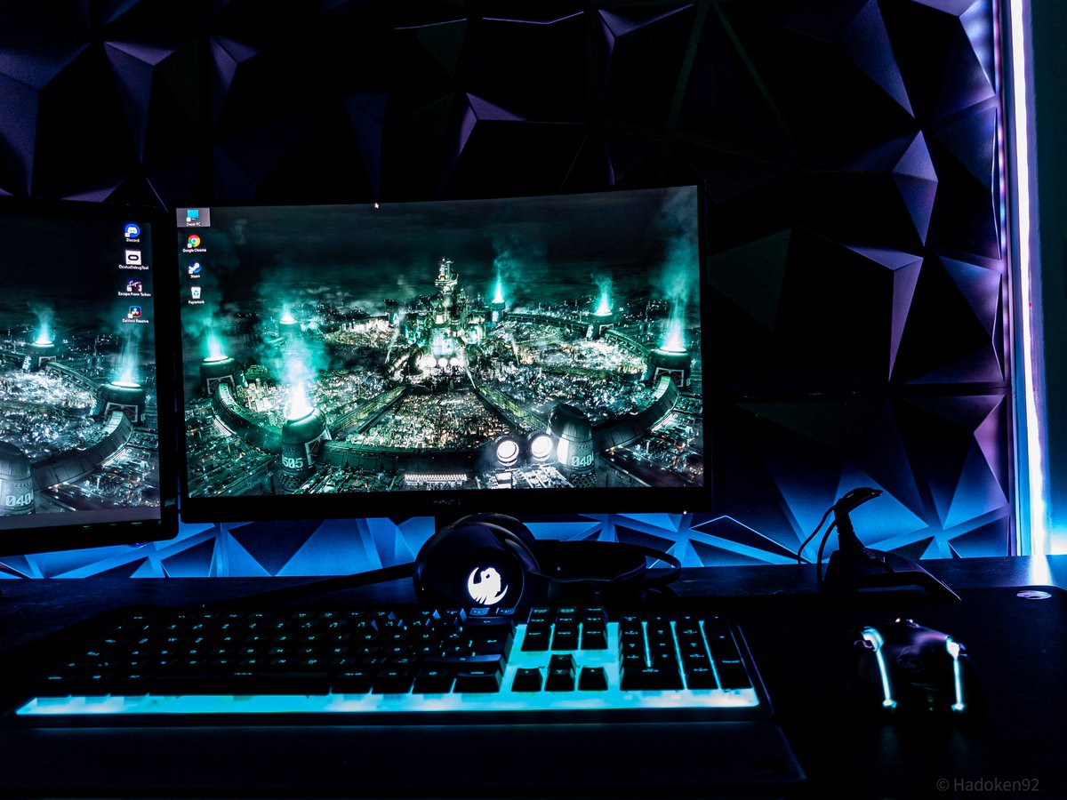 hadoken213's tweet photo. Mein ROCCAT Setup, wie gefällt  es euch?
My ROCCAT Setup, how do you like it? 
@ROCCAT
@ROCCATGermany

#roccatKoneAimo #RoccatMagma #roccatEloAir #RoccatSenseCoreXXL #RoccatApuri https://t.co/YLVmONwD51