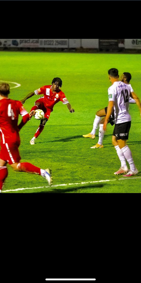 VictorA10x's tweet photo. Final vs @dartfordfc good experience https://t.co/n1TS7hFbgt