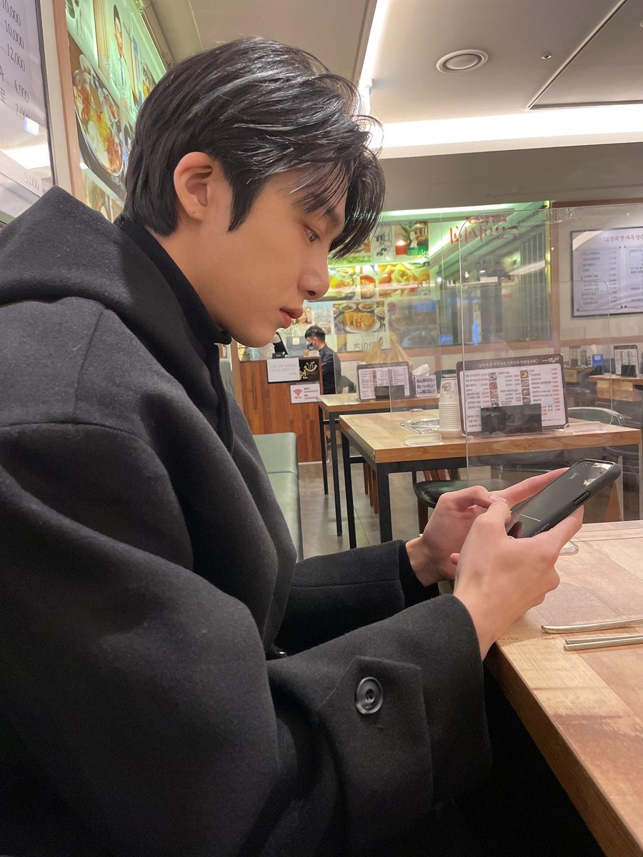 yungkaw3's tweet photo. แฟนอีกแน้วนะ🥺 https://t.co/ZLD0Sig4zp