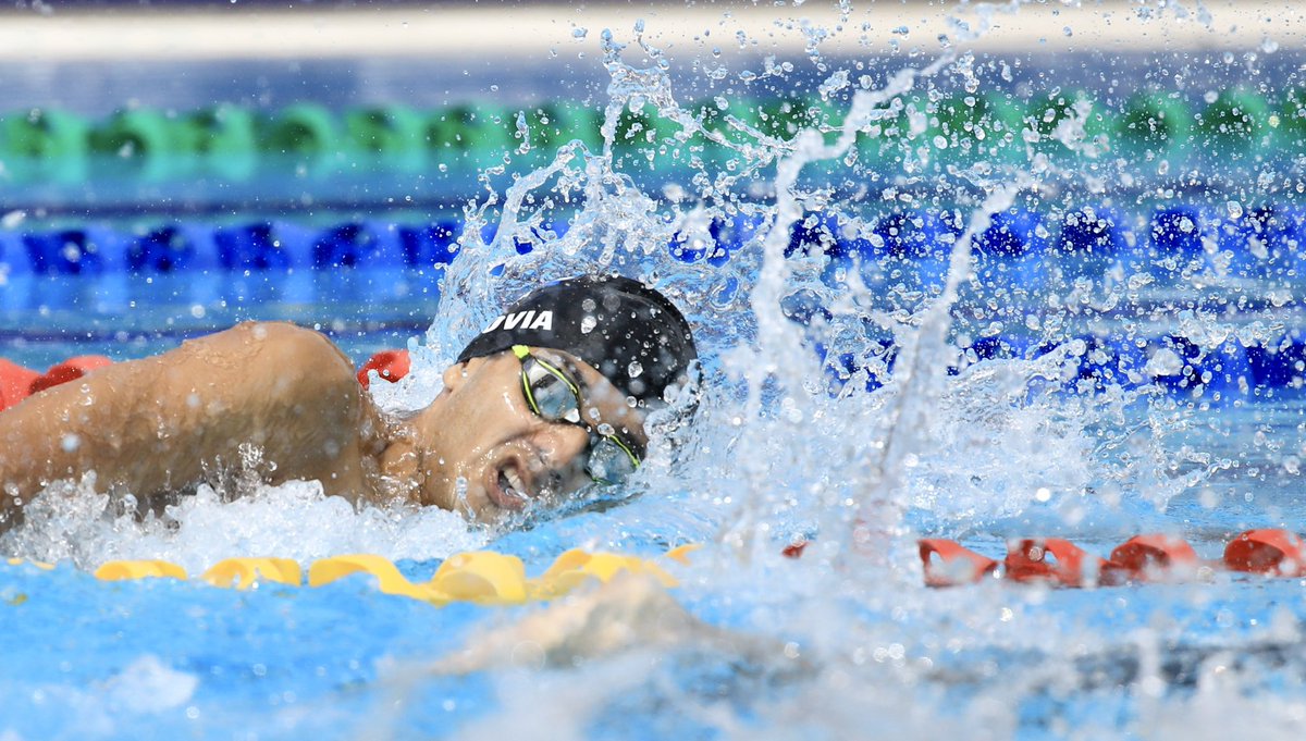 🏊🏻‍♂️

El nadador salvadoreño Elías Segovia registró un tiempo de 4:12.73 que le bastó para finalizar en el primer lugar de su heat eliminatorio de los 400m libre.

#MisiónCaliValle2021