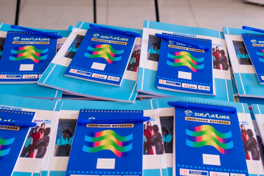 KadiatuTaylor's tweet photo. @UNDPSierraLeone and @slcgg promotes girls agency and leadership in governance. The future of #SierraLeone depends on inclusive Participation in our #democratic processes and in shaping #development 4 #genderimpact https://t.co/TI5rQ6Kjdx
