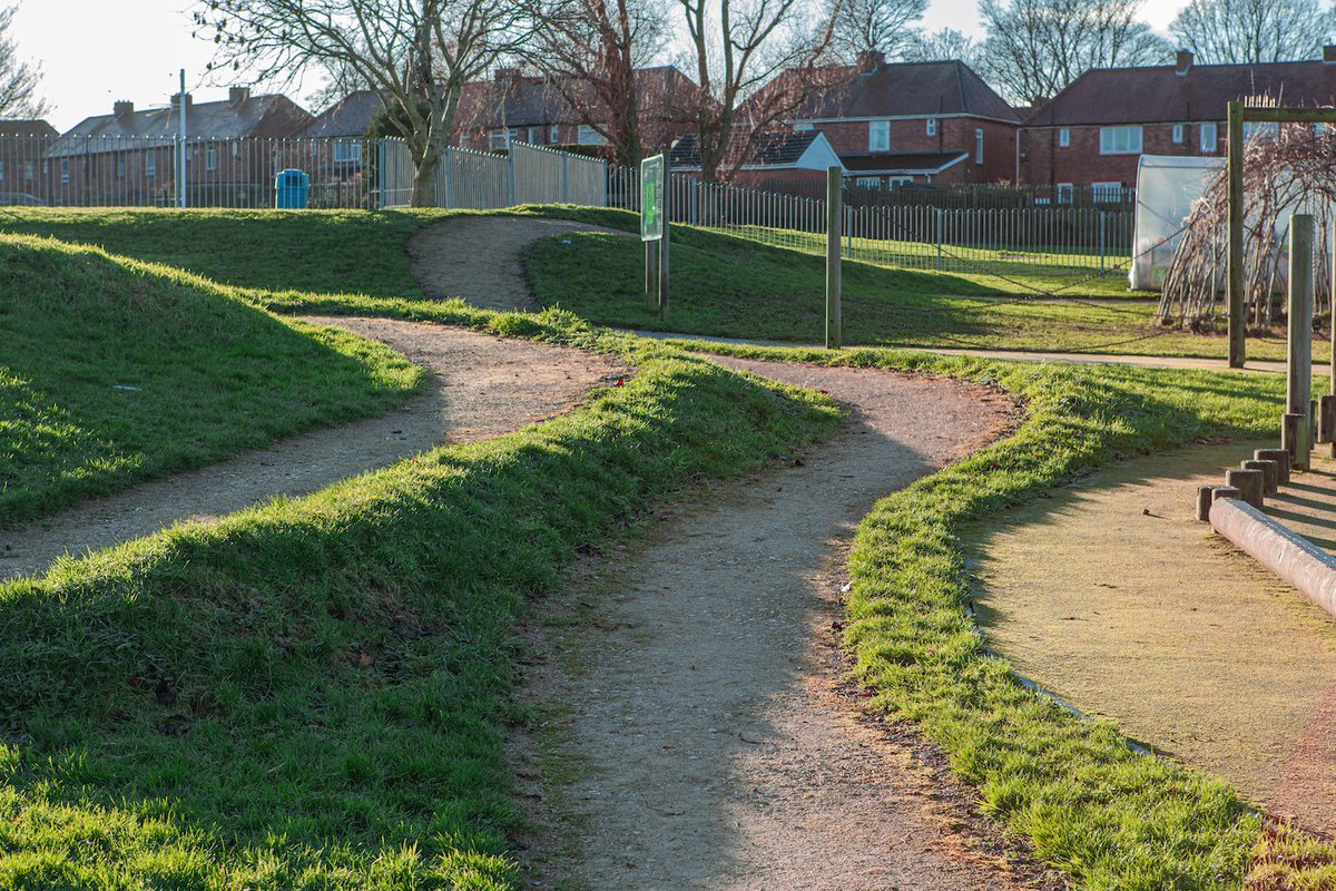 Space_4Learning's tweet photo. 🚲 Our tracks are versatile landscape features that facilitate outdoor play. They can be used for cycling, walking, running or access. Our tracks are sympathetic to their surroundings; they are built with drainage, changeable seasons and easy maintenance in mind. #morekidsoutside https://t.co/XynIfpfjgC