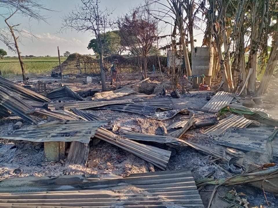 Bay_Lay_88's tweet photo. Terrorists stormed one of the people defense force’s camps in the forest on Monywa-Amyint Roadside. No one from PDF members were abducted but a camp was burned down by SAC. #EndImpunity_EndVAW #Nov26Coup    #WhatsHappeningInMyanmar https://t.co/Fg01zHvFqe